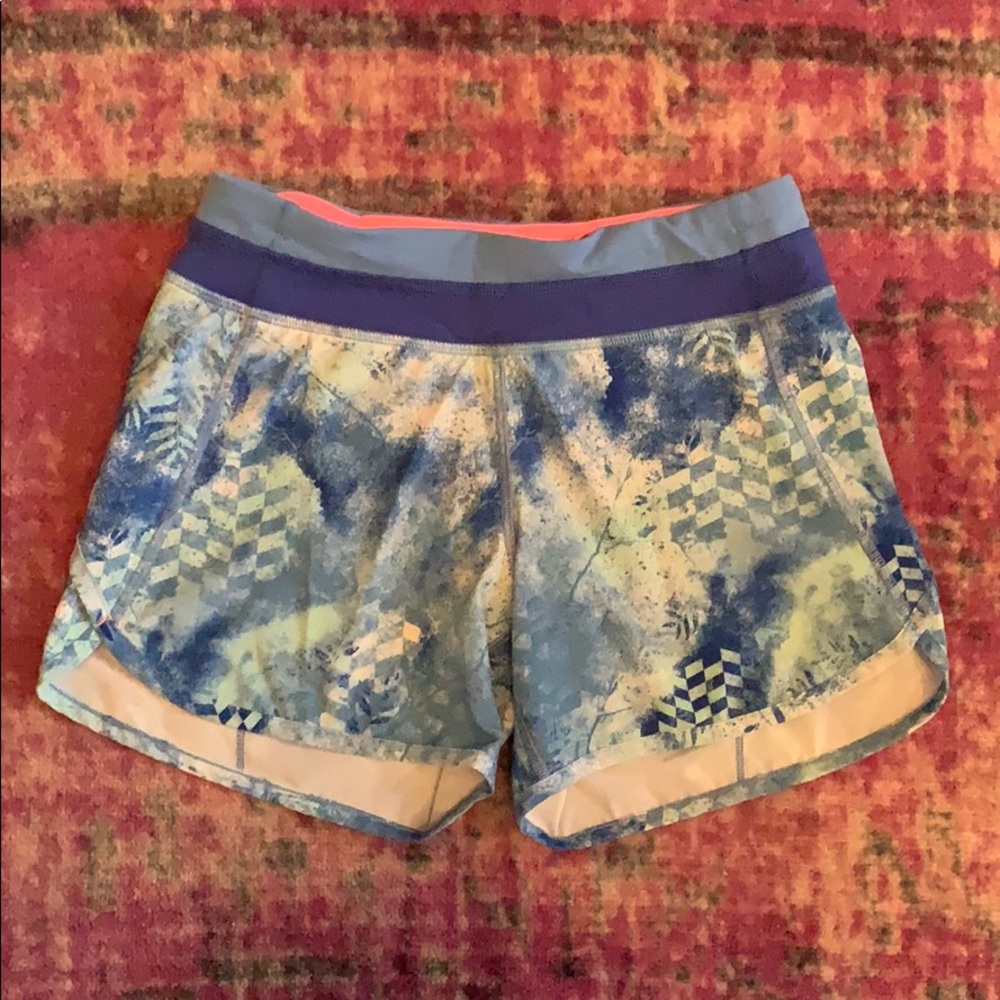 Ivivva shorts. EUC
